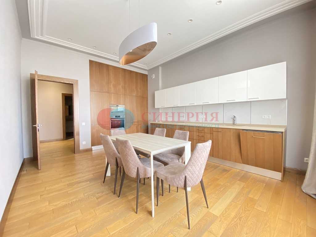 Аренда 3-комнатной квартиры 155 м², Кловский спуск, 7А