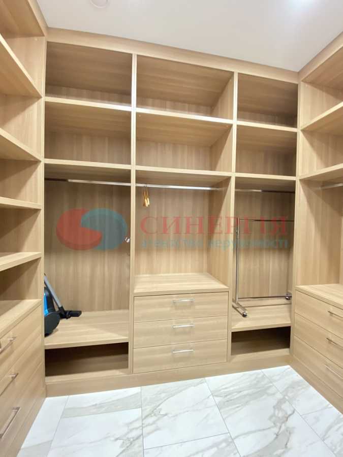 Аренда 3-комнатной квартиры 155 м², Кловский спуск, 7А