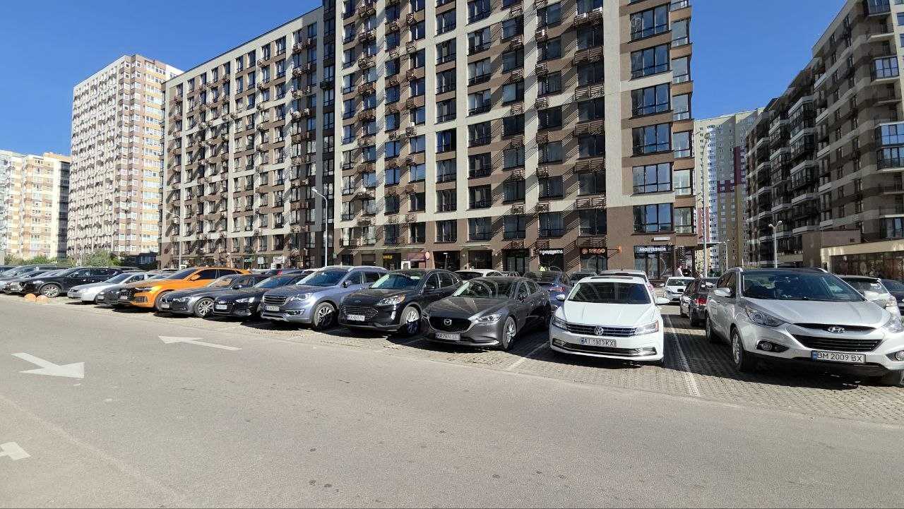 Продаж 2-кімнатної квартири 69 м², Олександра Олеся вул., 2Б