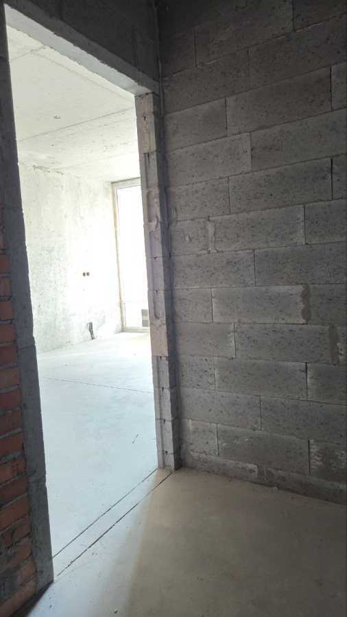 Продаж 2-кімнатної квартири 69 м², Олександра Олеся вул., 2Б