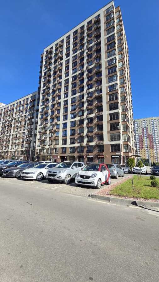 Продаж 2-кімнатної квартири 69 м², Олександра Олеся вул., 2Б