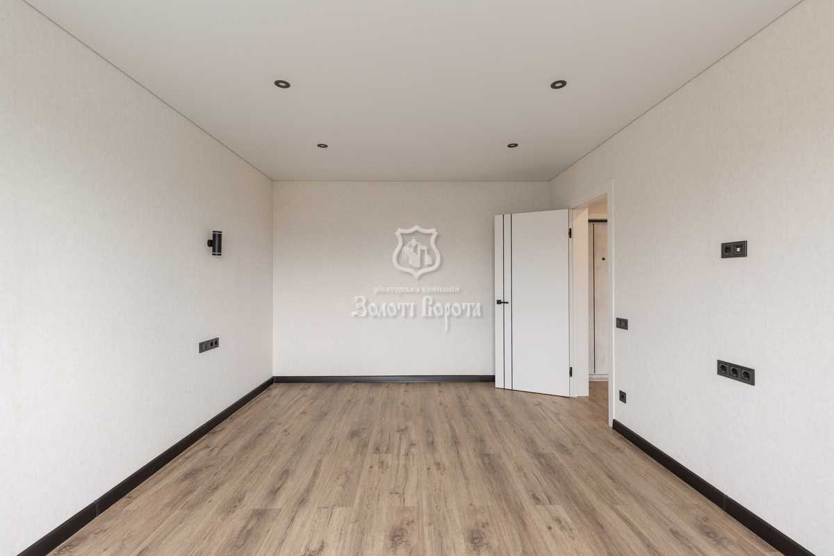 Продаж 2-кімнатної квартири 60 м², Сергія Данченка вул., 28