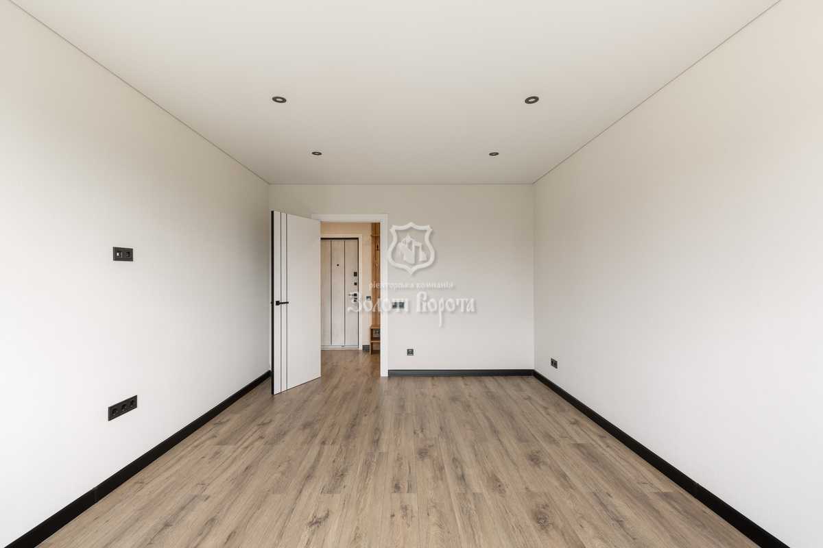 Продаж 2-кімнатної квартири 60 м², Сергія Данченка вул., 28