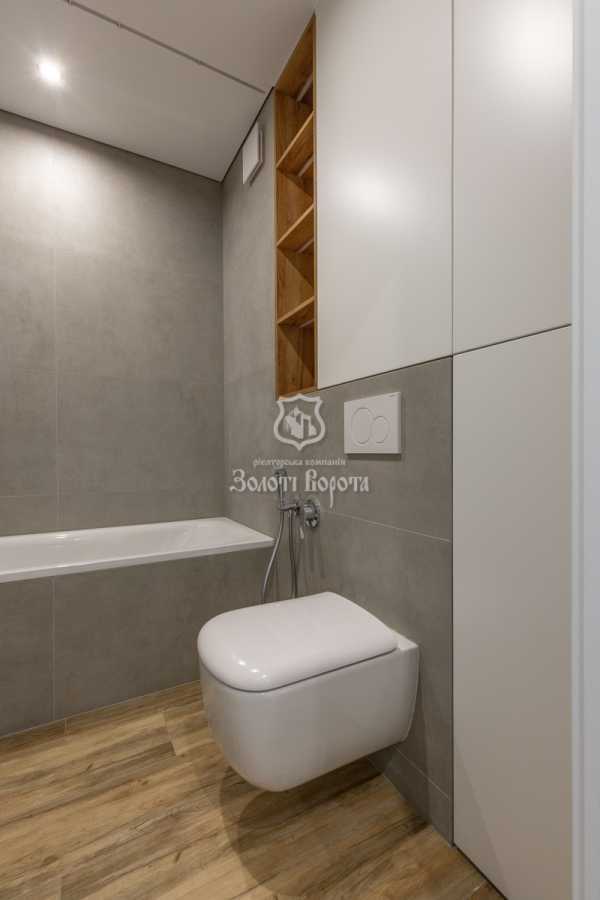 Продаж 2-кімнатної квартири 60 м², Сергія Данченка вул., 28