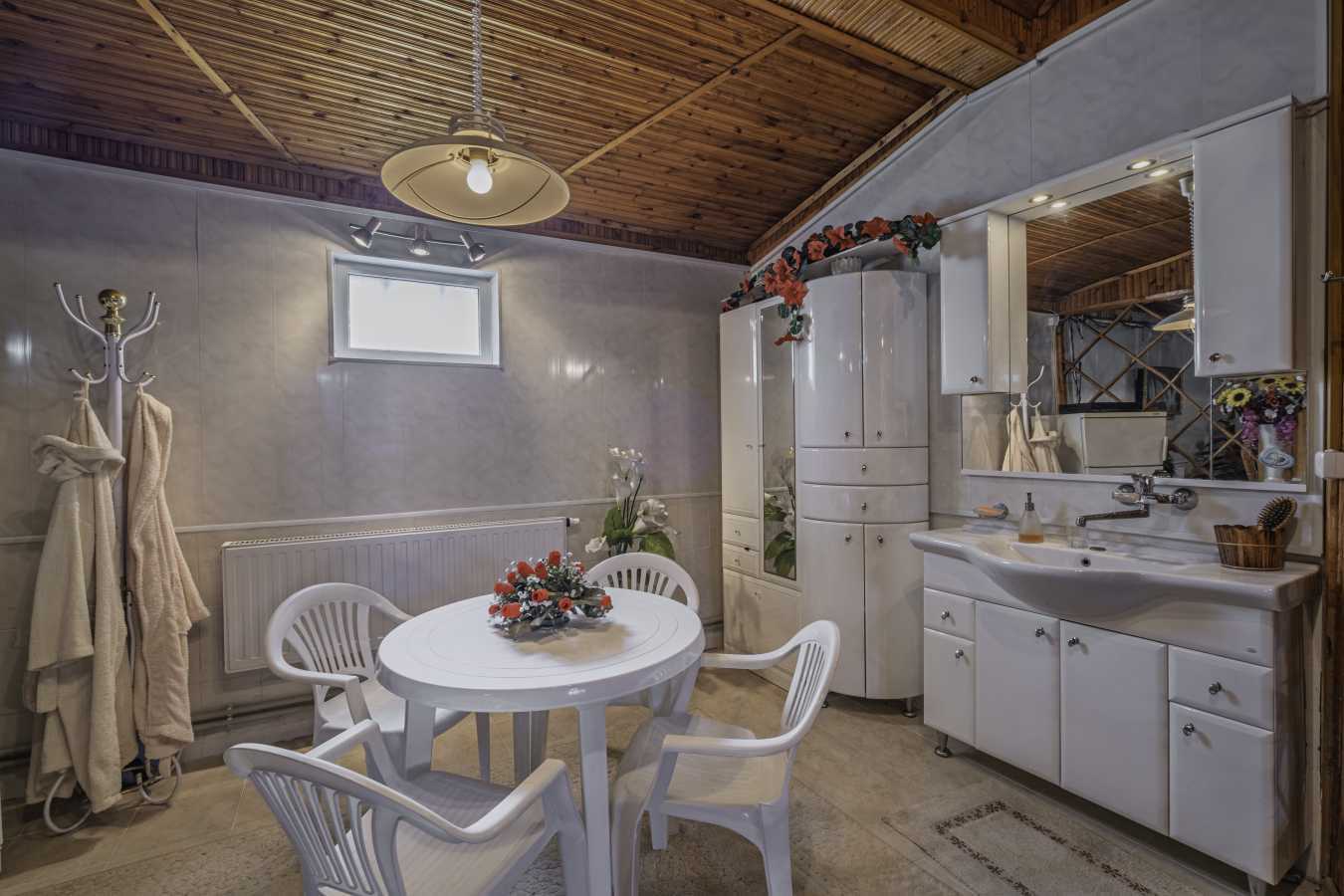 Продажа дома 250 м², Ново-Яблунська