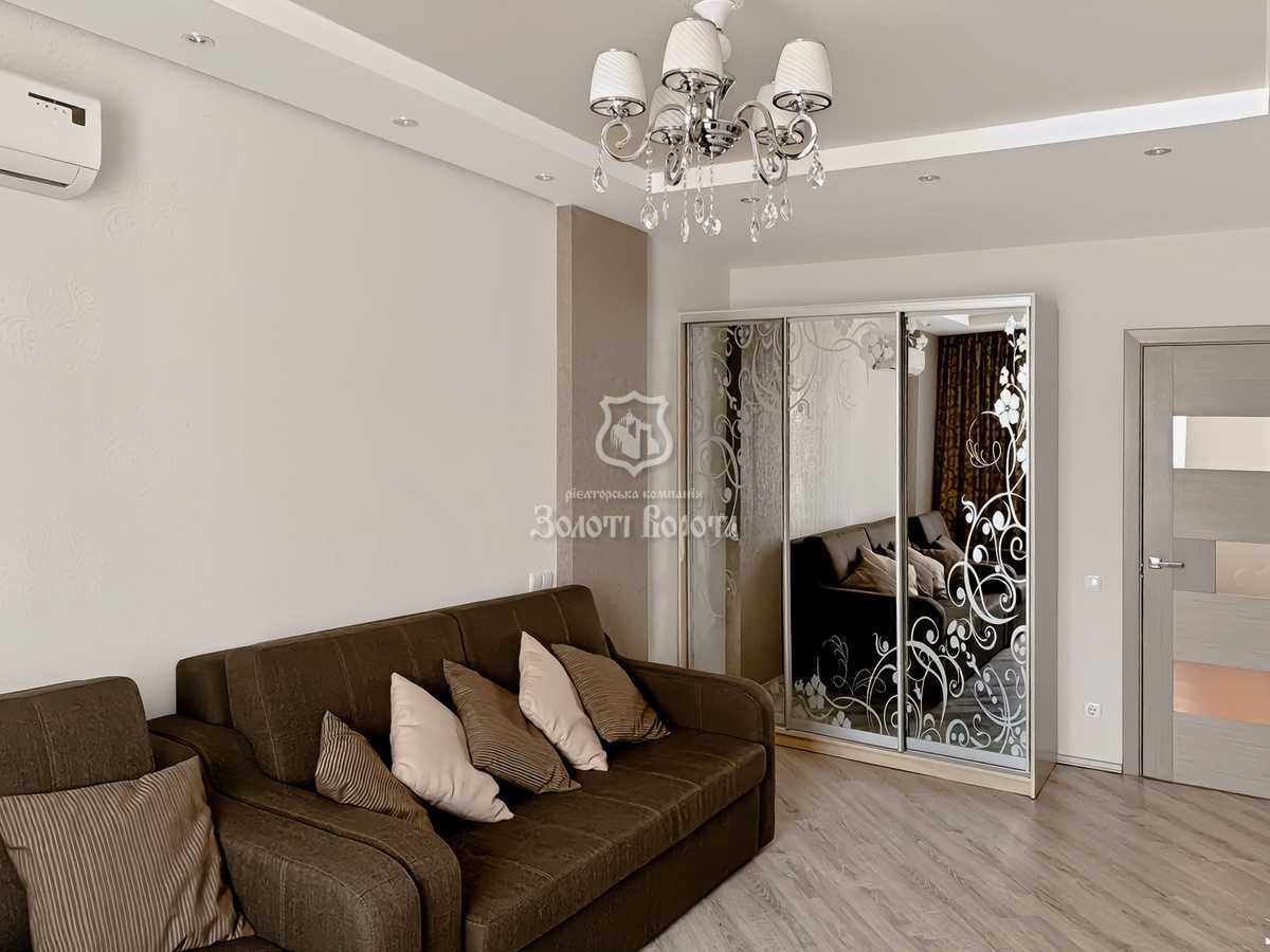 Продаж 1-кімнатної квартири 43.2 м², Єлизавети Чавдар вул., 28