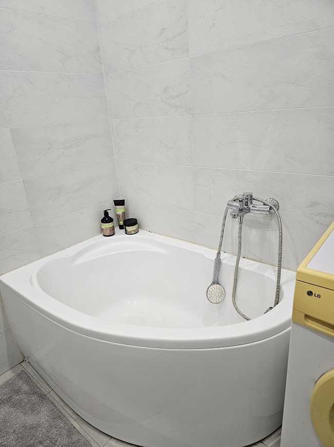 Продаж 1-кімнатної квартири 44 м², сімоненка, 30