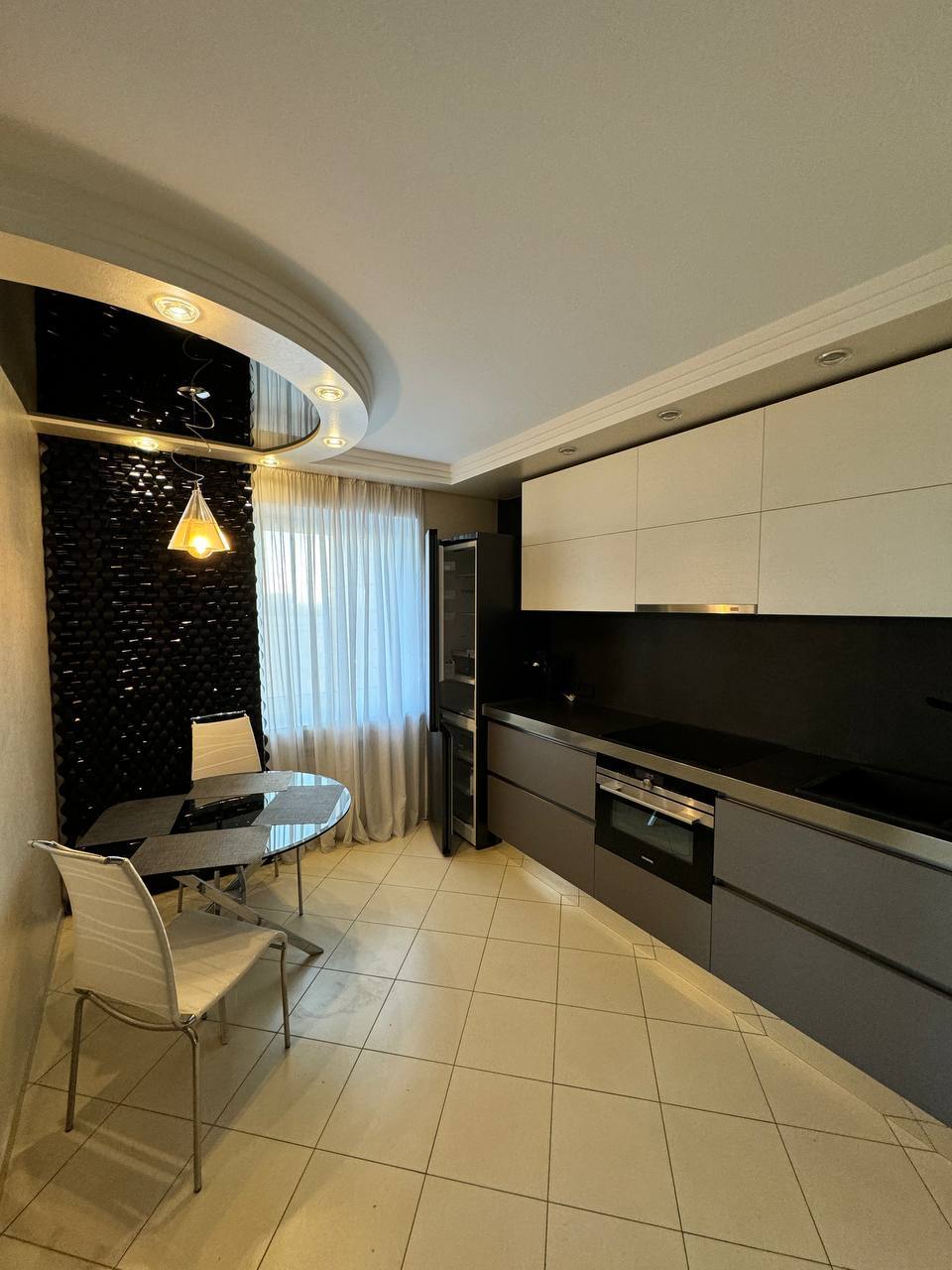 Оренда 3-кімнатної квартири 76 м², Відрадний просп., 55