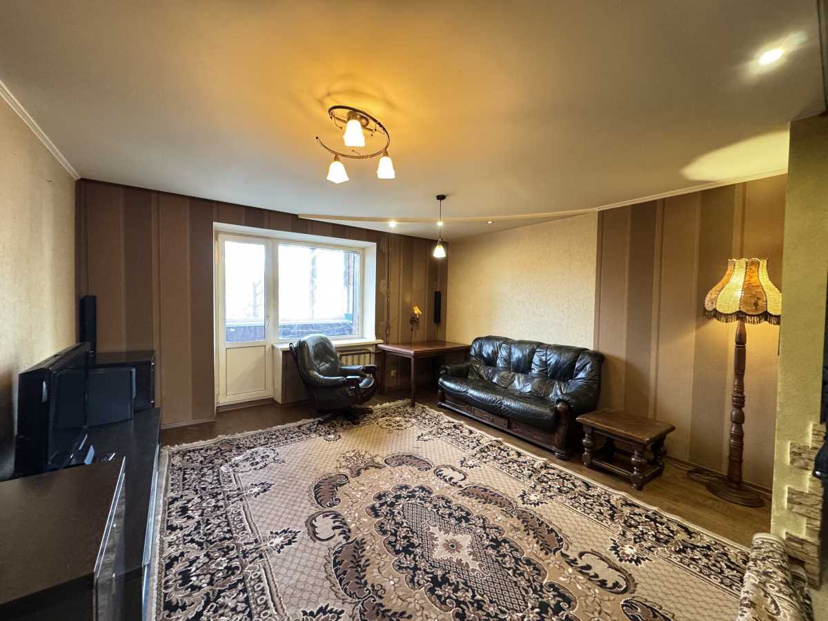 Продаж 3-кімнатної квартири 72 м², Ломоносова вул., 24