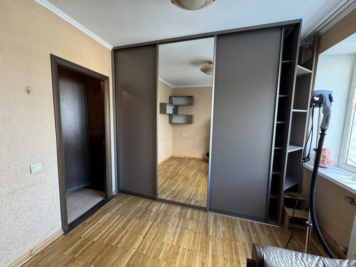 Продаж 3-кімнатної квартири 72 м², Ломоносова вул., 24