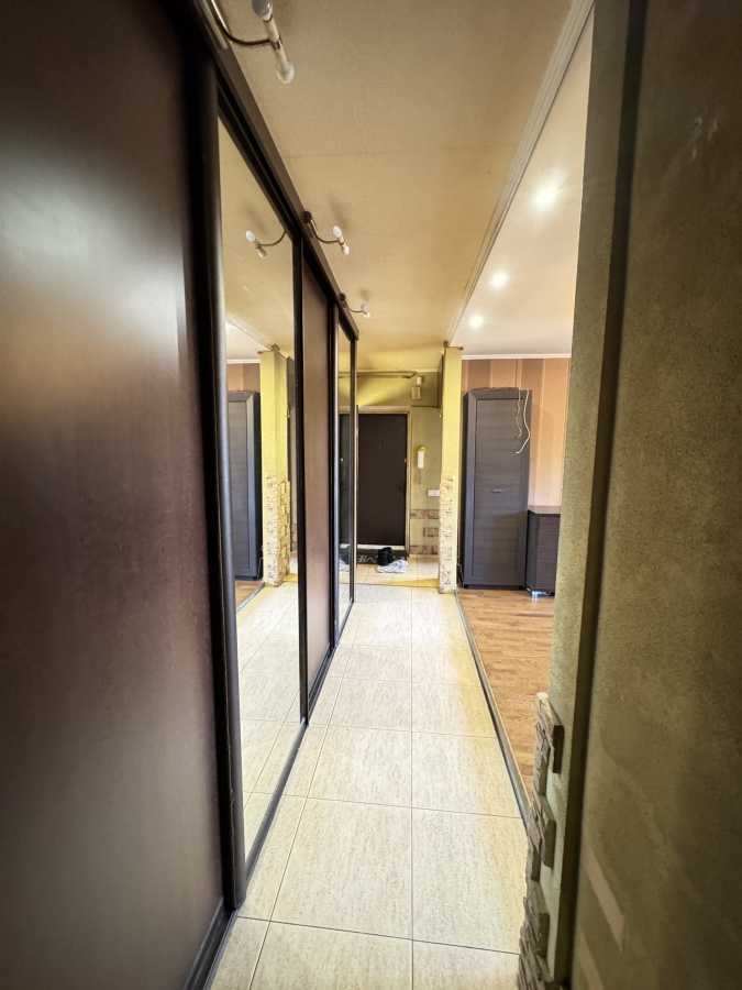 Продаж 3-кімнатної квартири 72 м², Ломоносова вул., 24
