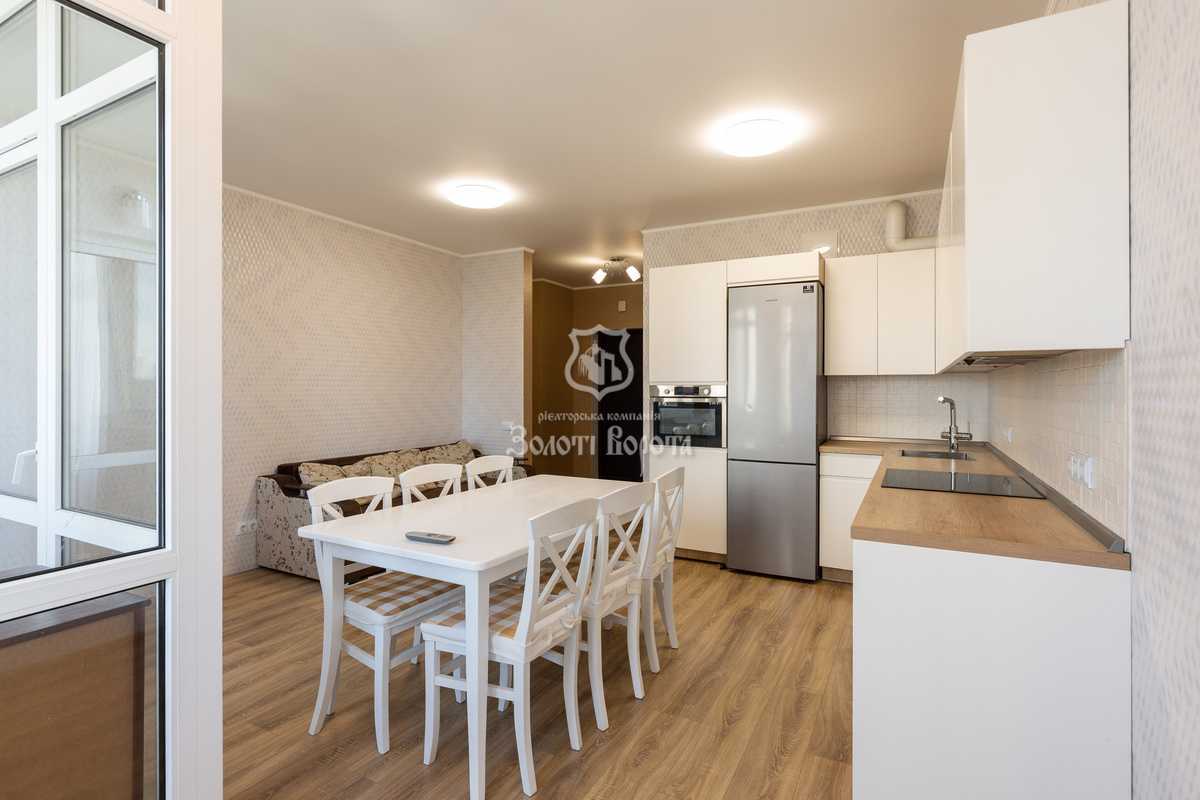 Продаж 3-кімнатної квартири 87.8 м², Євгена Сверстюка вул., 6А