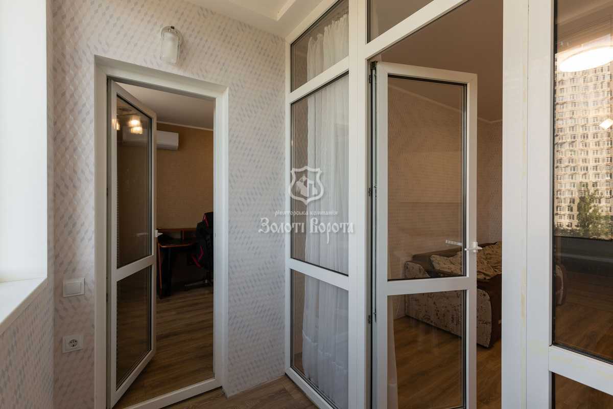 Продаж 3-кімнатної квартири 87.8 м², Євгена Сверстюка вул., 6А