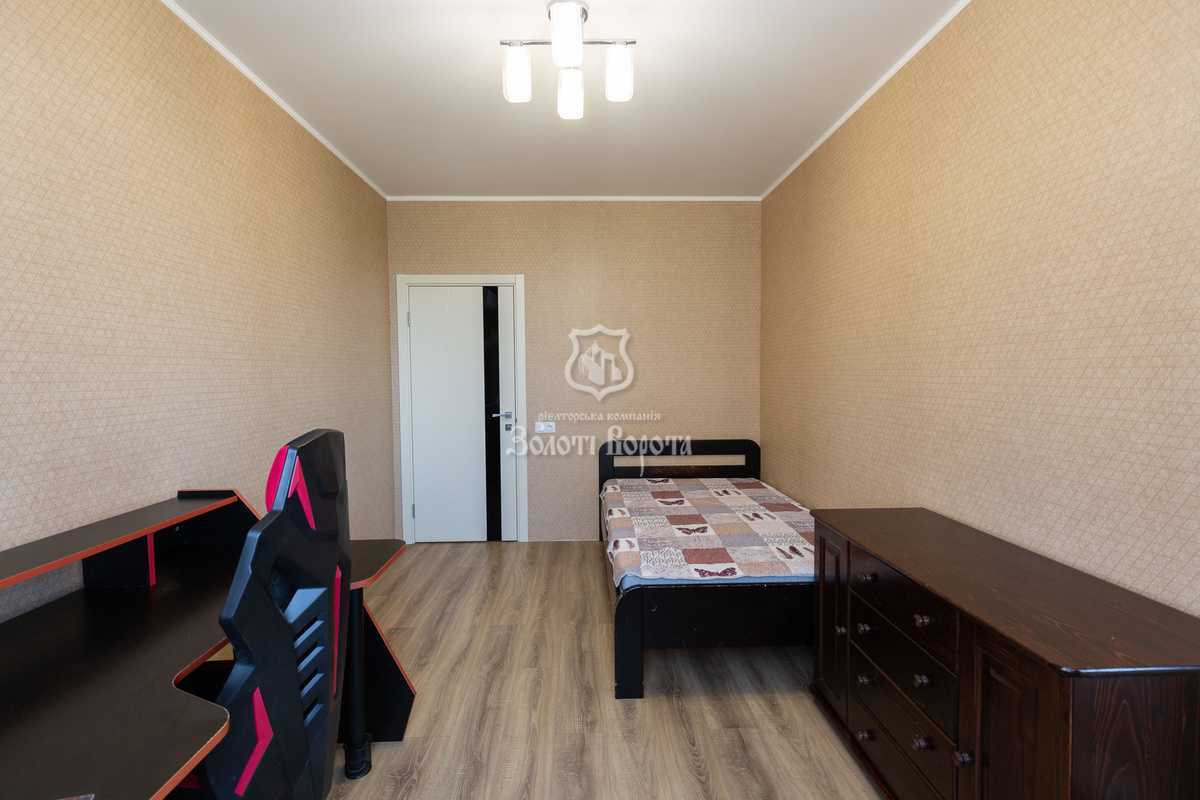 Продаж 3-кімнатної квартири 87.8 м², Євгена Сверстюка вул., 6А