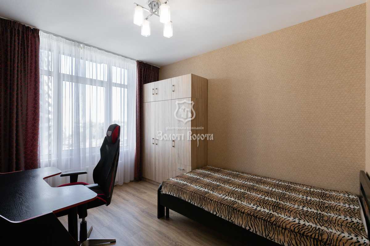 Продаж 3-кімнатної квартири 87.8 м², Євгена Сверстюка вул., 6А
