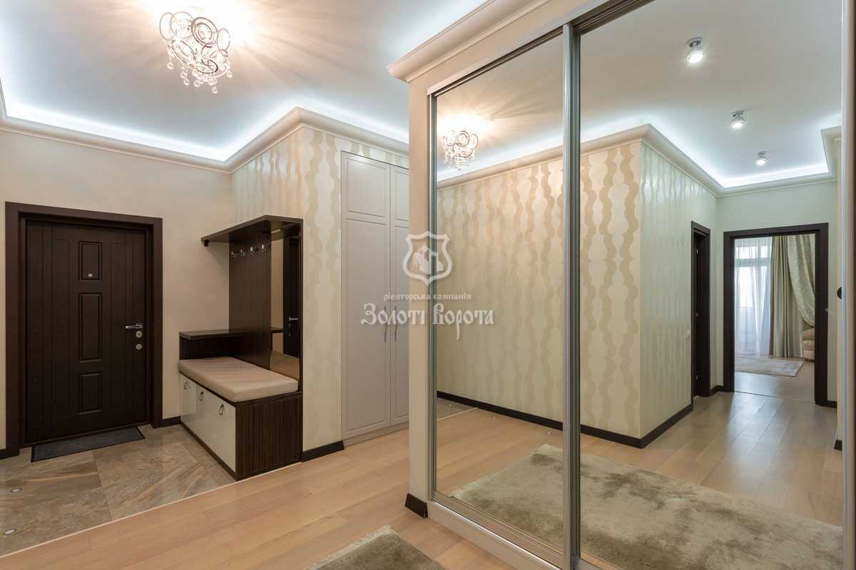 Продажа 3-комнатной квартиры 134.6 м², Леси Украинки бул., 7Б