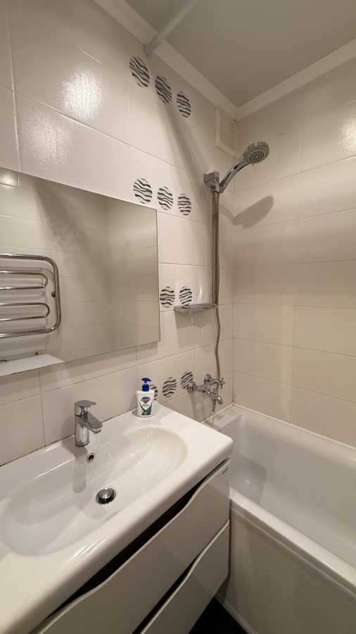 Продаж 3-кімнатної квартири 64 м², Слобожанський просп., 19