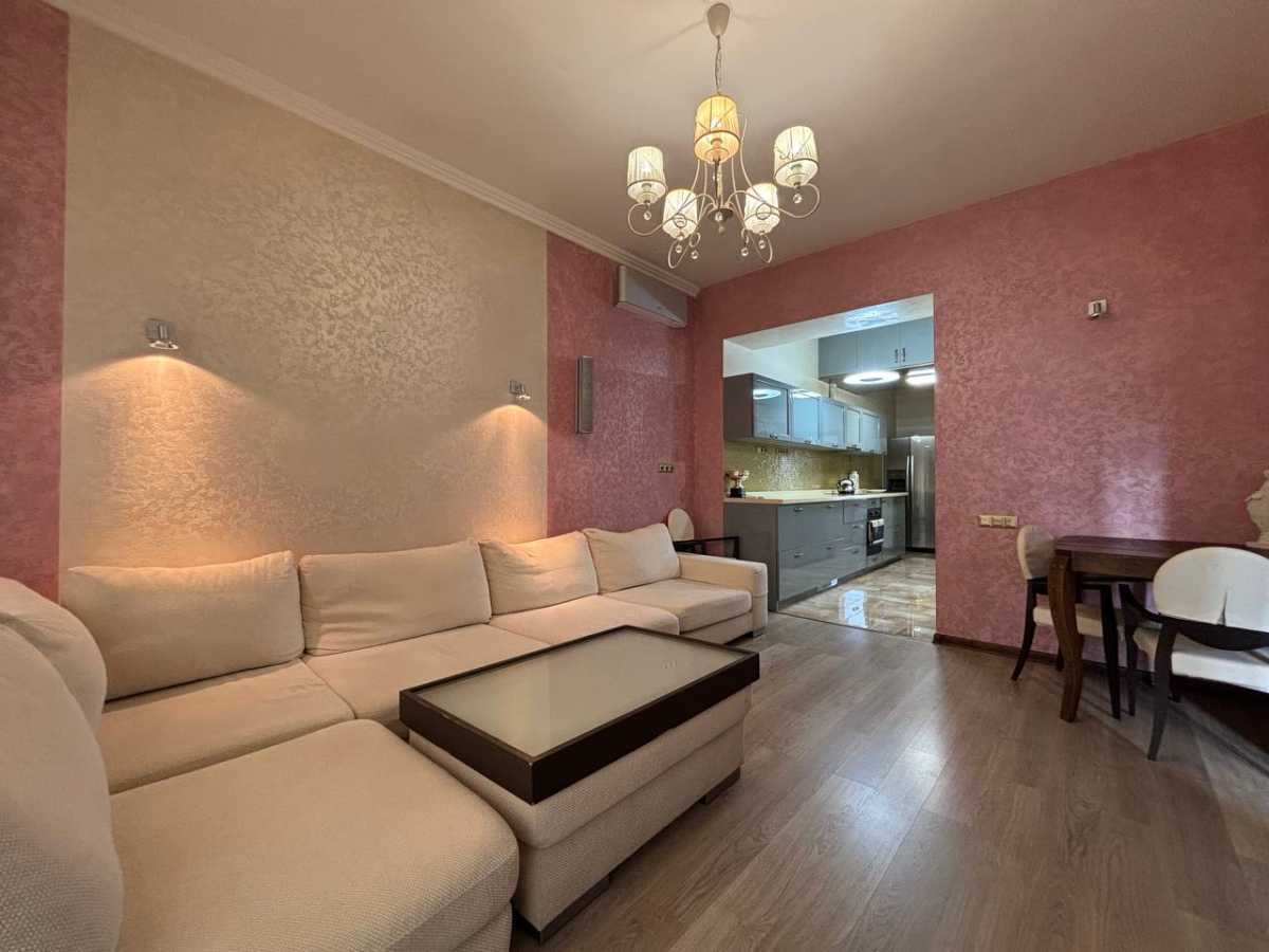 Продажа 2-комнатной квартиры 52 м², Большая Васильковская ул., 84