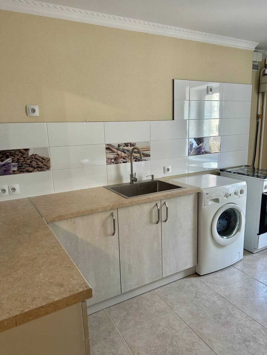 Продажа 2-комнатной квартиры 55 м², Трембовецкой ул.