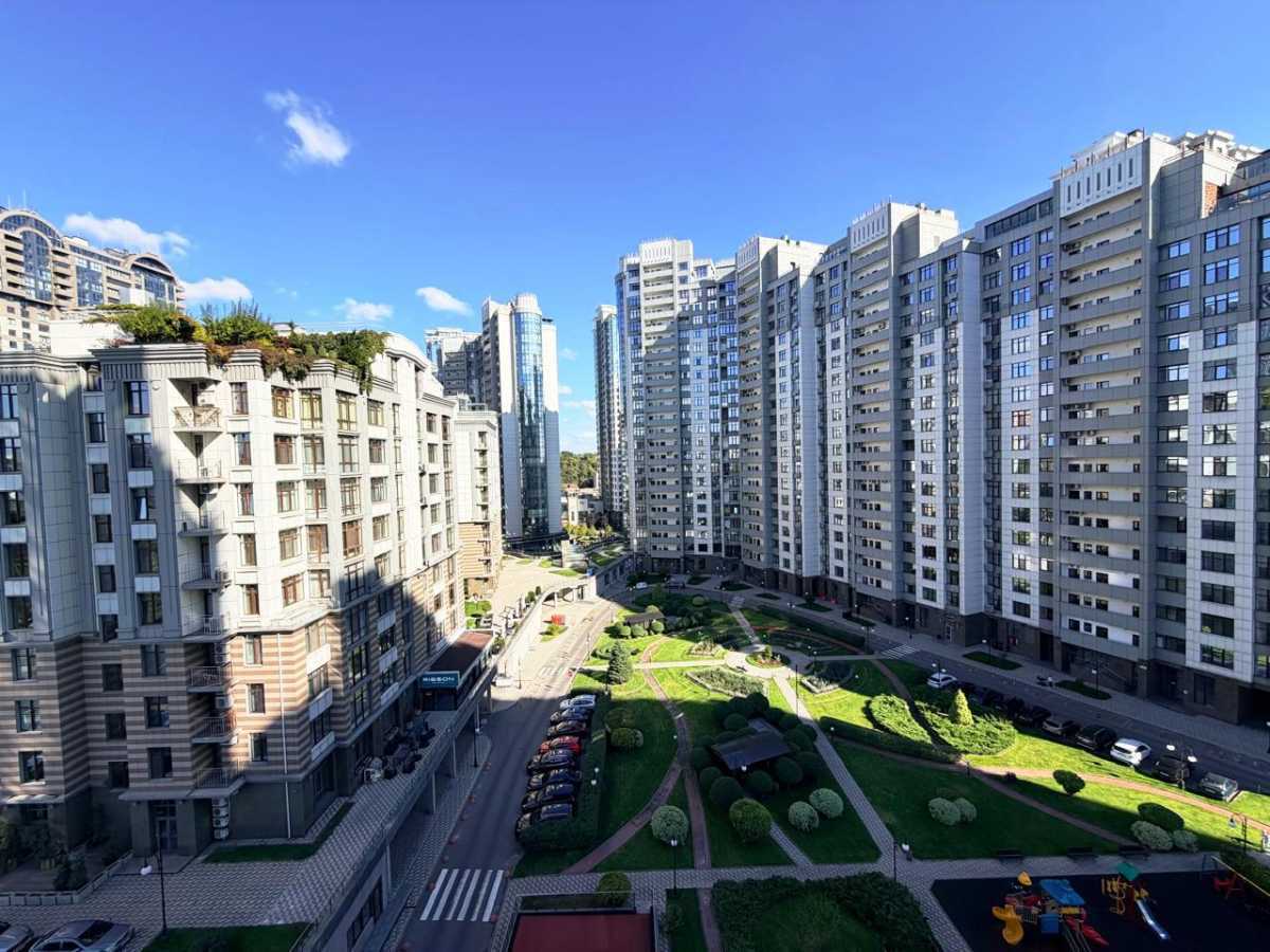 Продажа 2-комнатной квартиры 90 м², Андрия Кизила ул., Верхогляда, 22Б