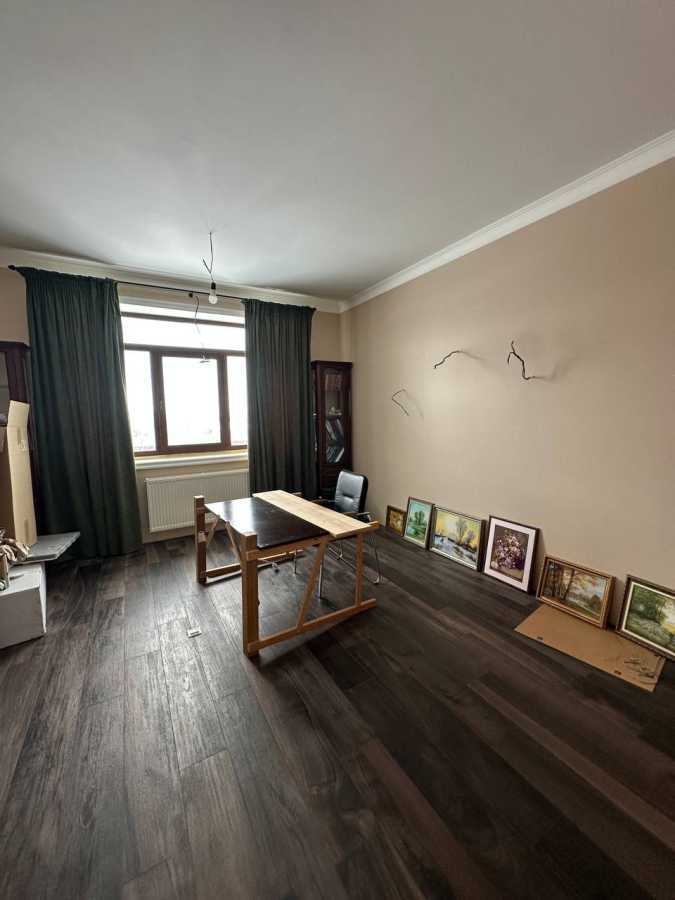 Продажа дома 228.4 м², Подильна