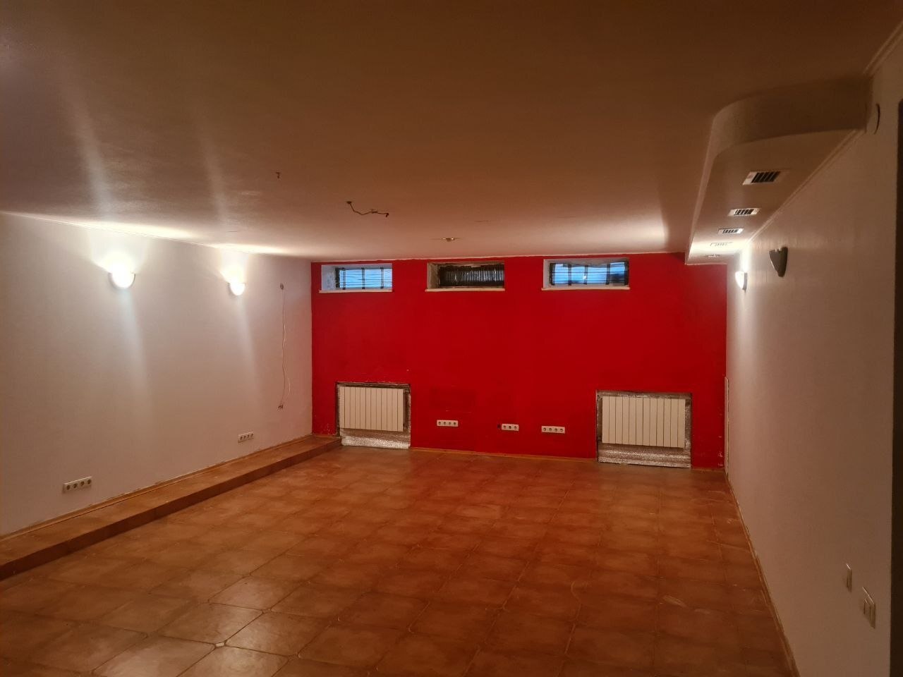 Продаж будинку 550 м², Динамо вул.