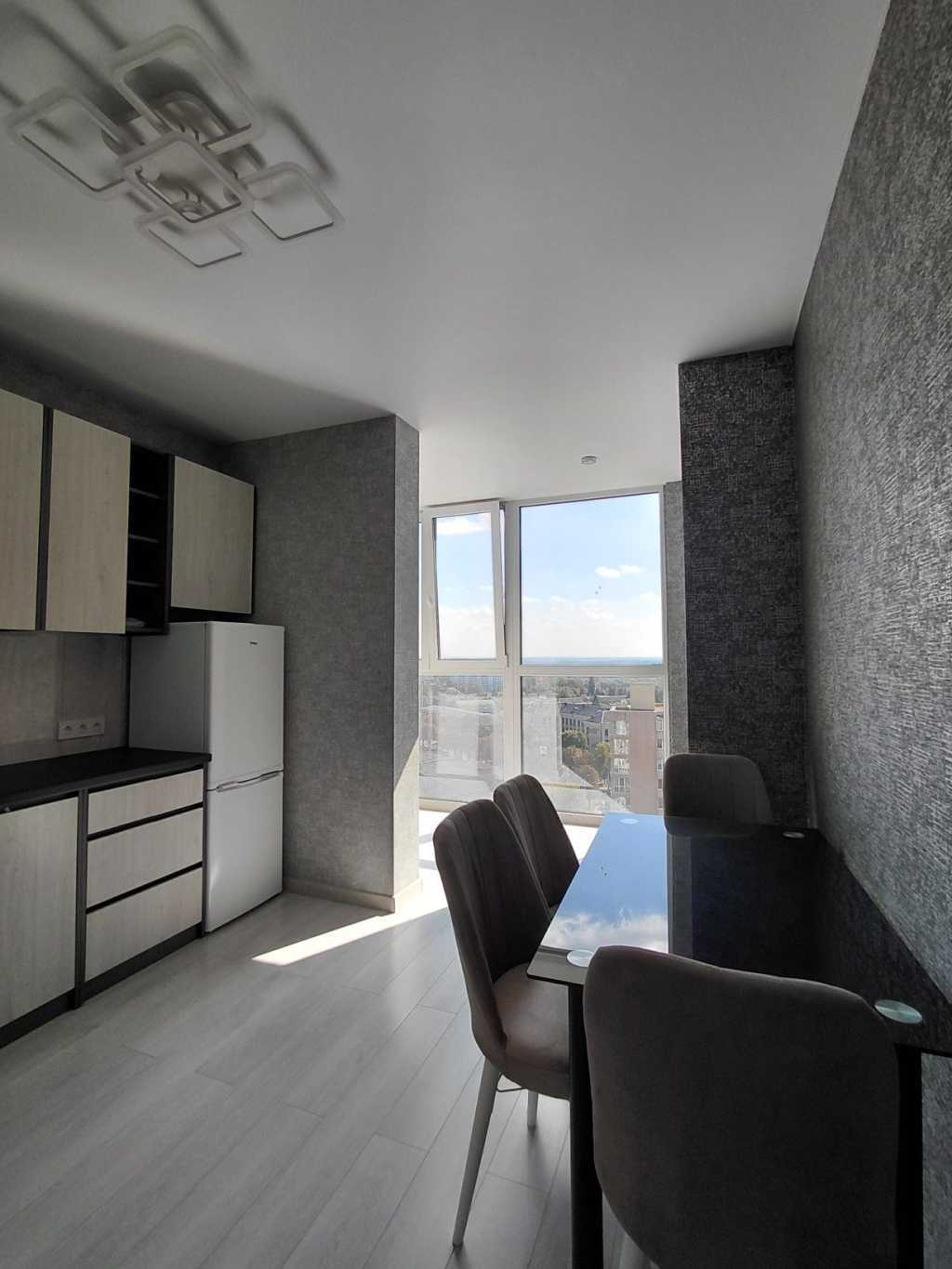 Продажа 1-комнатной квартиры 44 м², Ровенская ул., 4