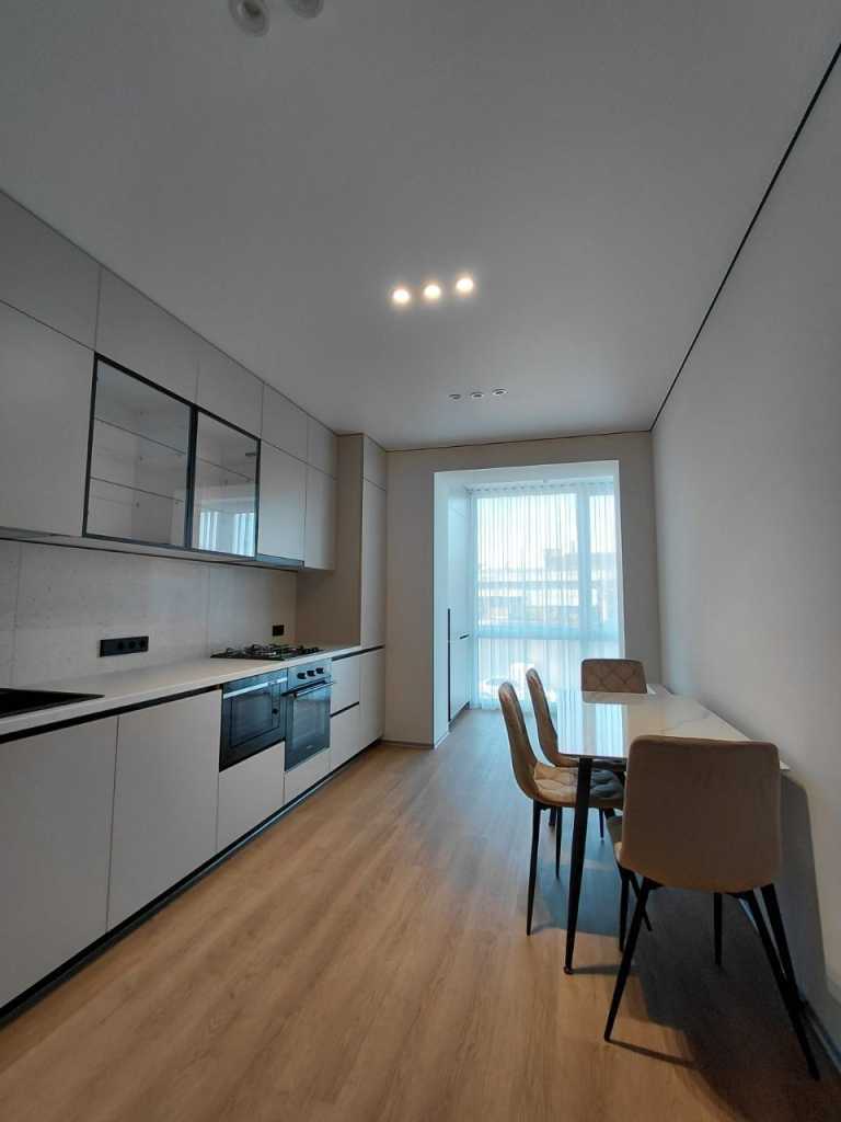 Продажа 2-комнатной квартиры 67 м², Яровица ул.