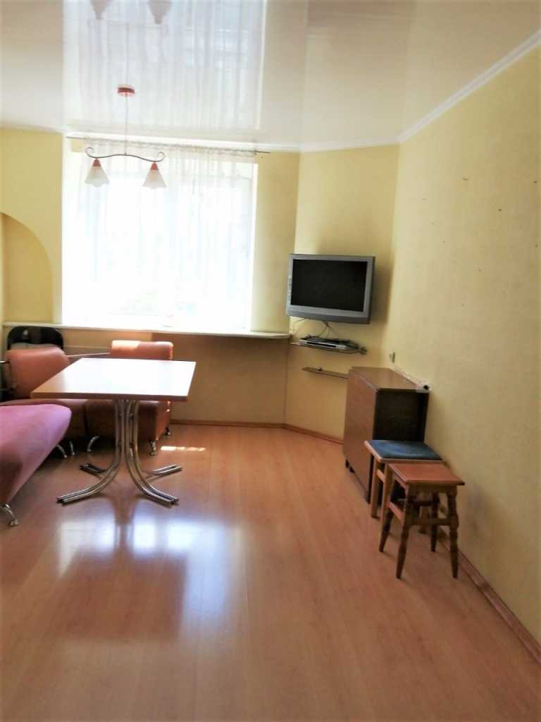 Аренда 2-комнатной квартиры 70 м², Святошинская пл., 1/1