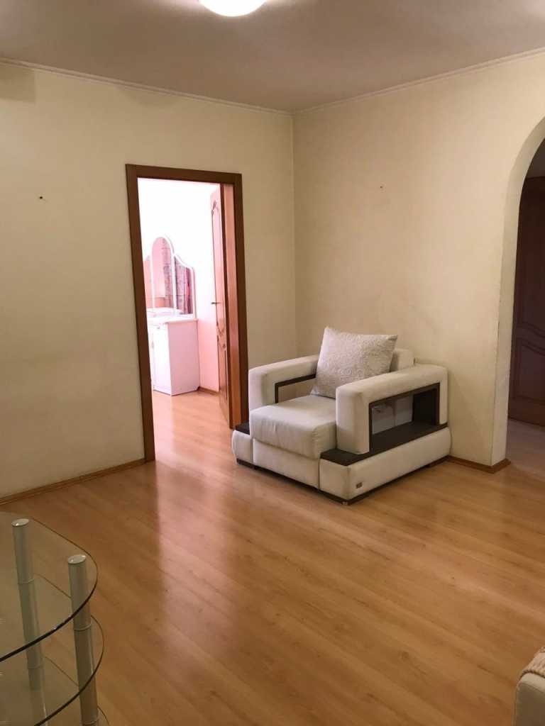 Аренда 2-комнатной квартиры 70 м², Святошинская пл., 1/1