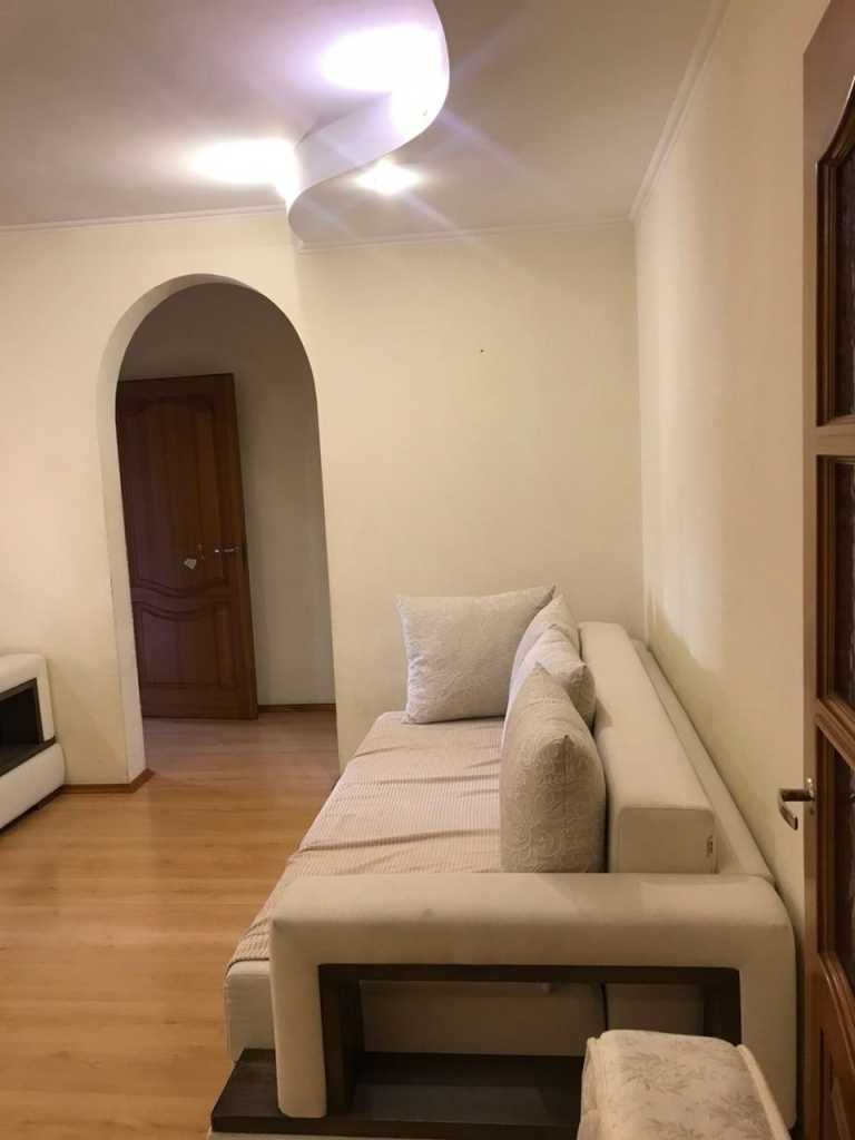Аренда 2-комнатной квартиры 70 м², Святошинская пл., 1/1