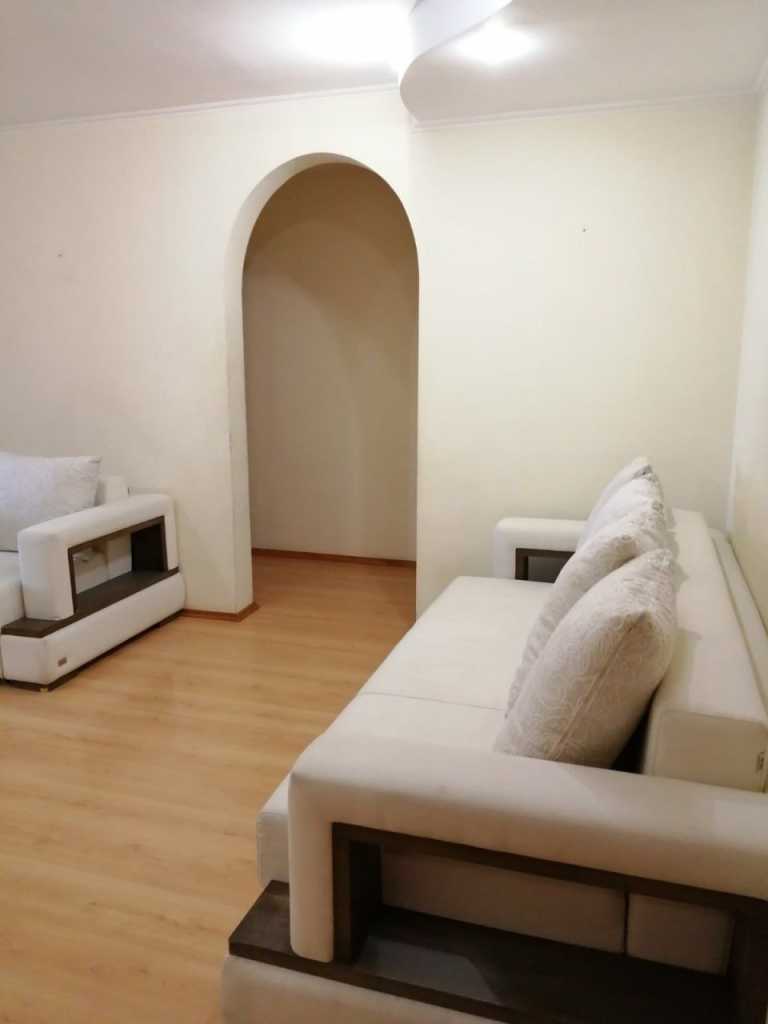 Аренда 2-комнатной квартиры 70 м², Святошинская пл., 1/1