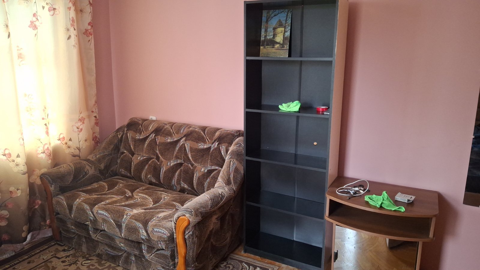 Оренда 1-кімнатної квартири 30 м², Волинська вул., 25