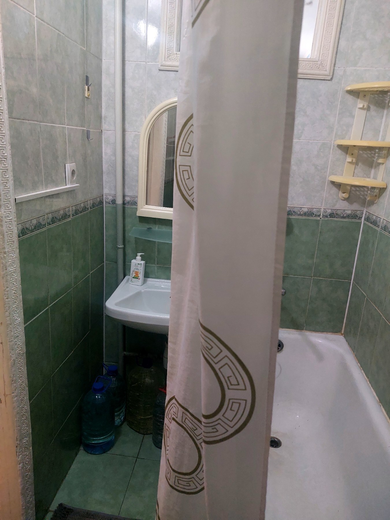Оренда 1-кімнатної квартири 30 м², Волинська вул., 25