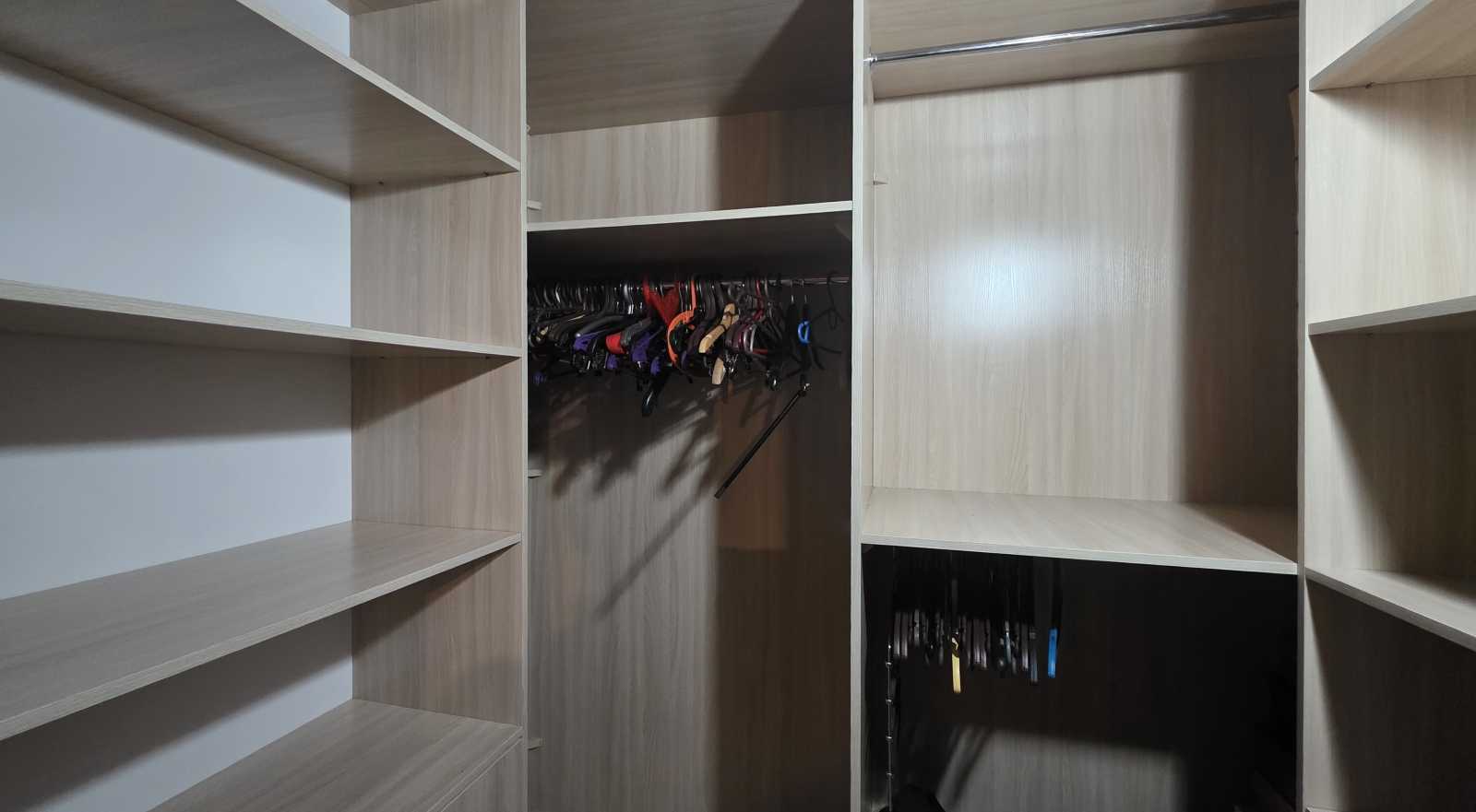 Продажа 1-комнатной квартиры 38.3 м², Ивана Богуна ул., Газюка