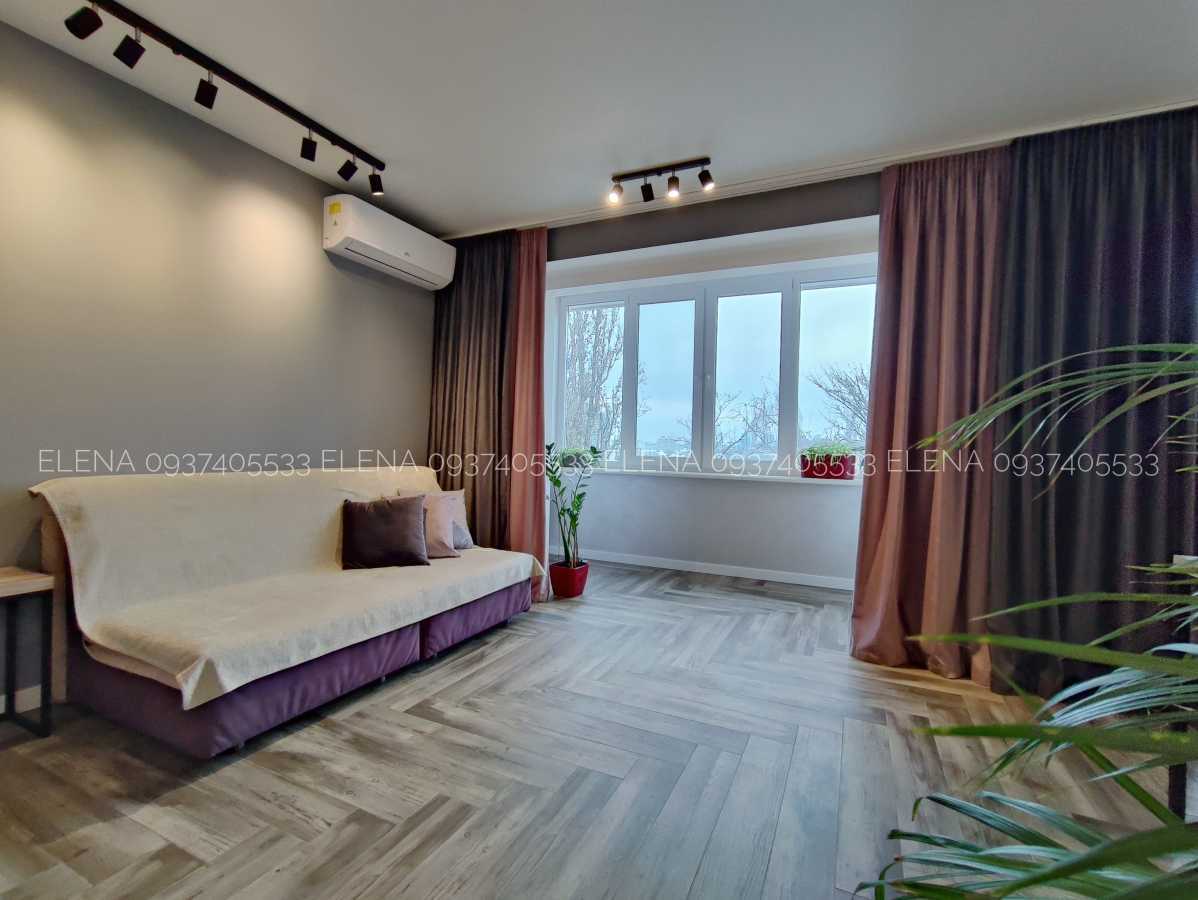 1-комнатная квартира посуточно 41.6 м², Митрополита Василия Липковского ул., 17