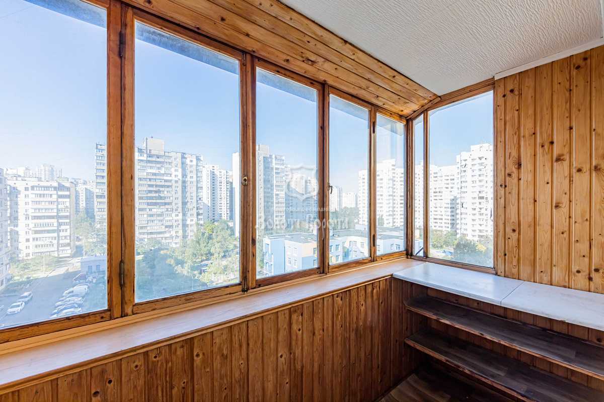 Продаж 3-кімнатної квартири 70 м², Миколи Бажана просп., 28В