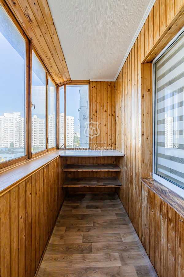Продаж 3-кімнатної квартири 70 м², Миколи Бажана просп., 28В