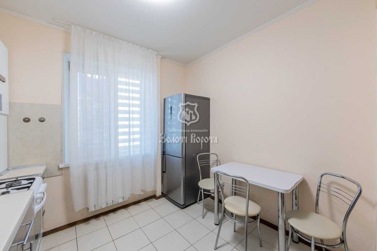 Продаж 3-кімнатної квартири 70 м², Миколи Бажана просп., 28В