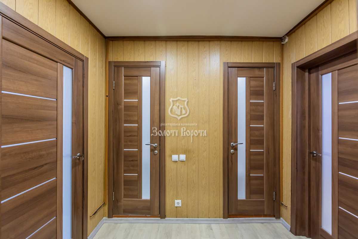 Продаж 3-кімнатної квартири 70 м², Миколи Бажана просп., 28В