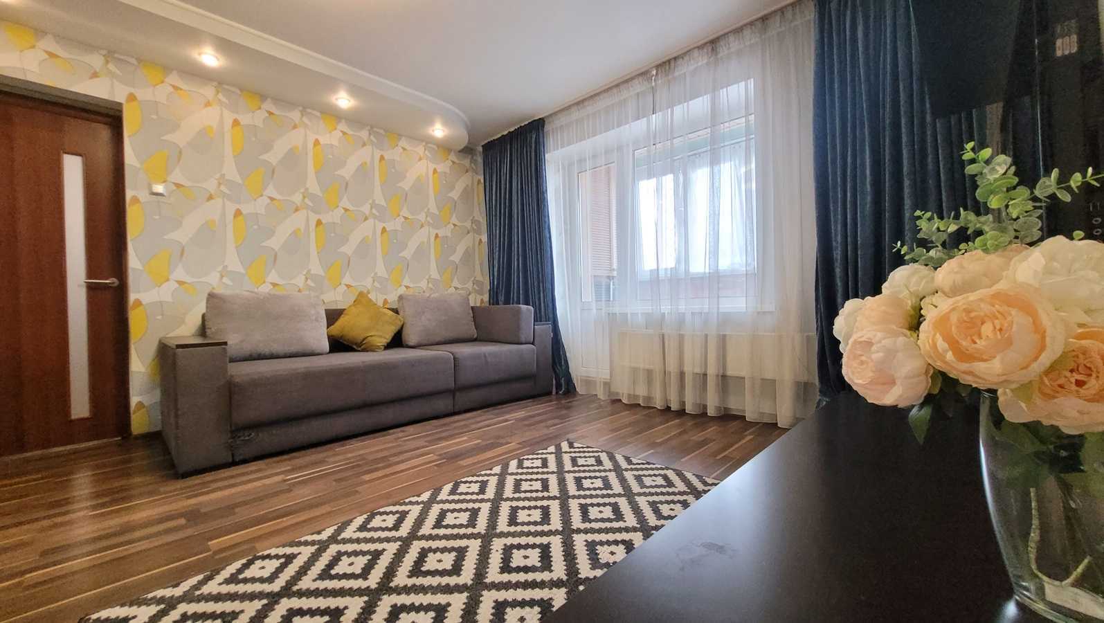Продажа 3-комнатной квартиры 70 м², Днепровская наб., 13