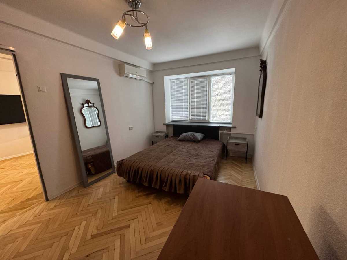 Оренда 2-кімнатної квартири 52 м², Курська, 11