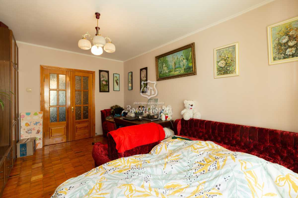 Продаж 2-кімнатної квартири 59.5 м², Миколи Закревського вул., 7
