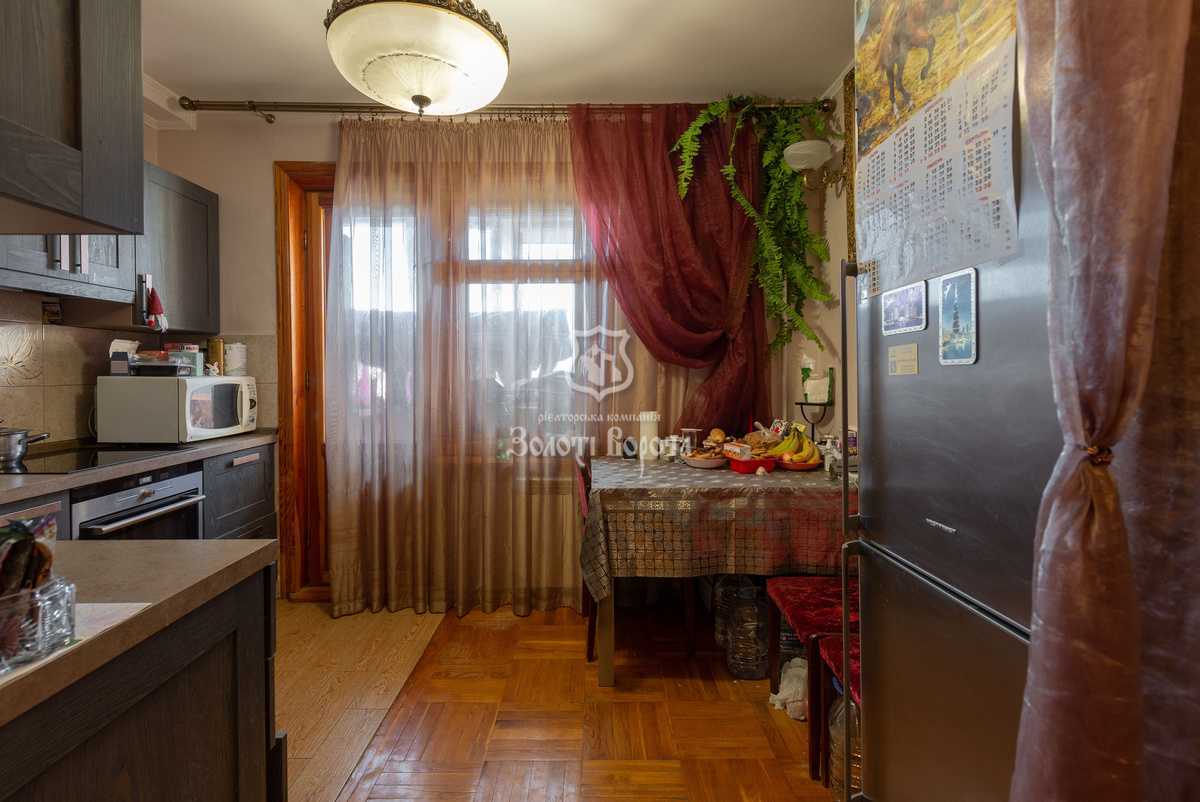 Продаж 2-кімнатної квартири 59.5 м², Миколи Закревського вул., 7