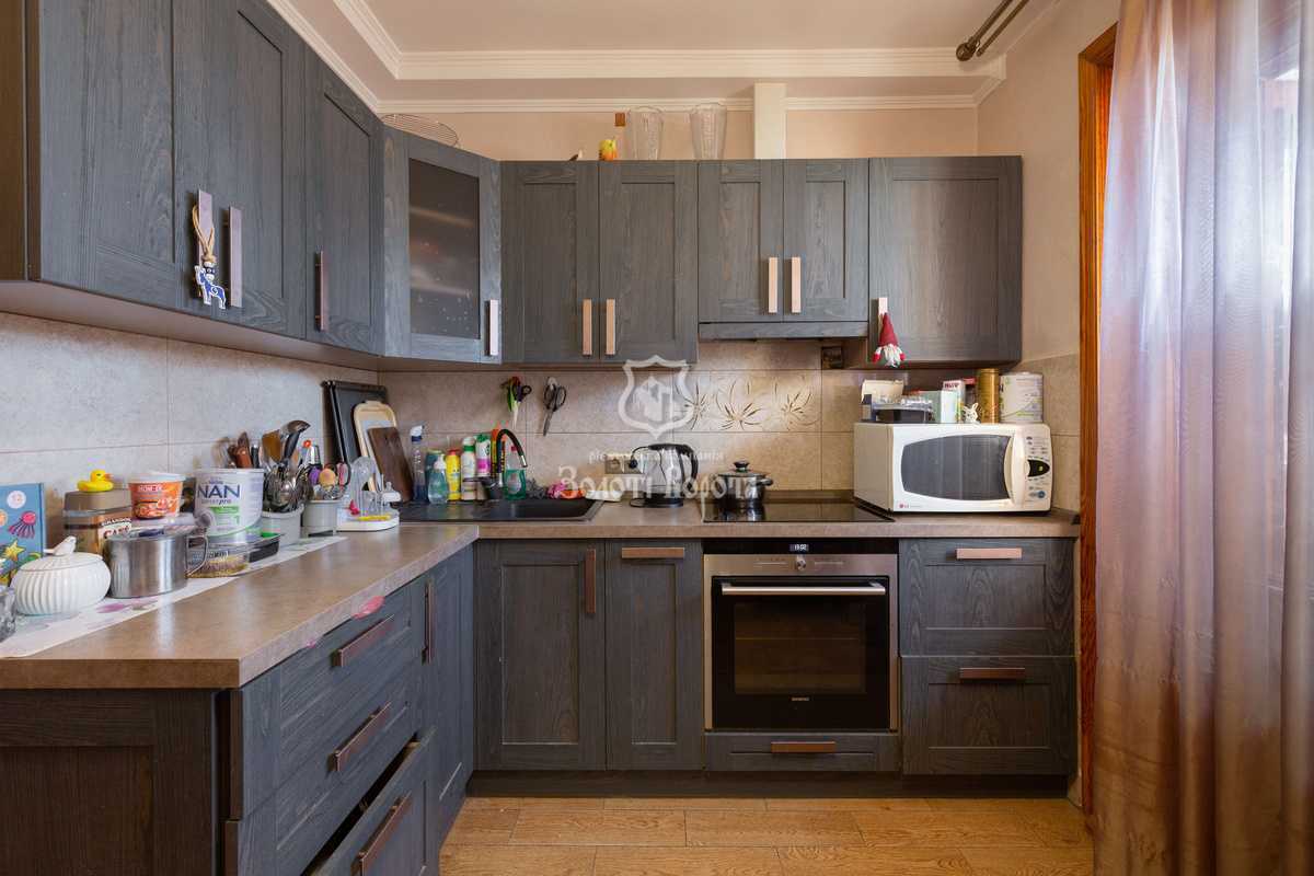 Продаж 2-кімнатної квартири 59.5 м², Миколи Закревського вул., 7