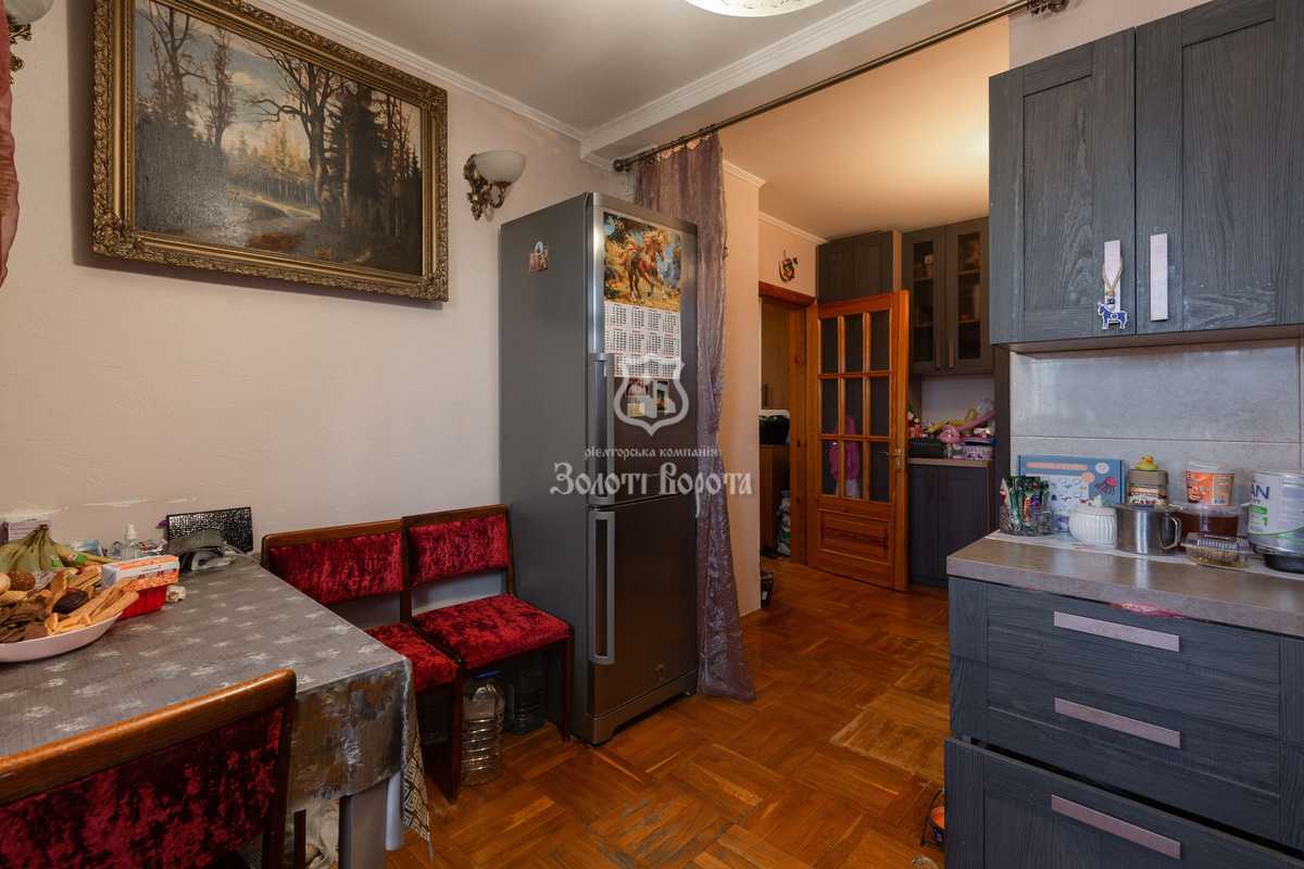 Продаж 2-кімнатної квартири 59.5 м², Миколи Закревського вул., 7