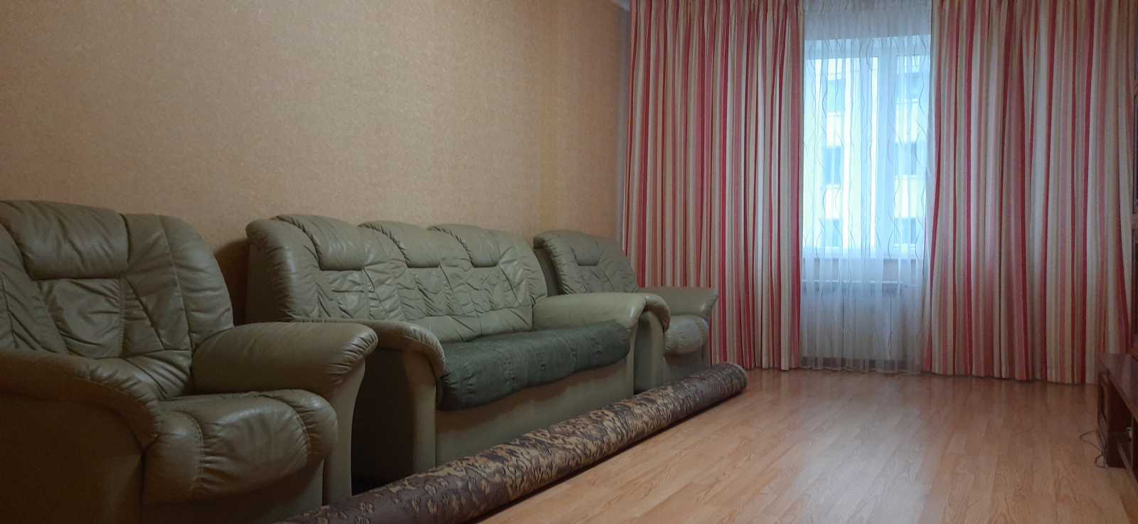 Продажа 2-комнатной квартиры 82 м², Верховинная ул., 35