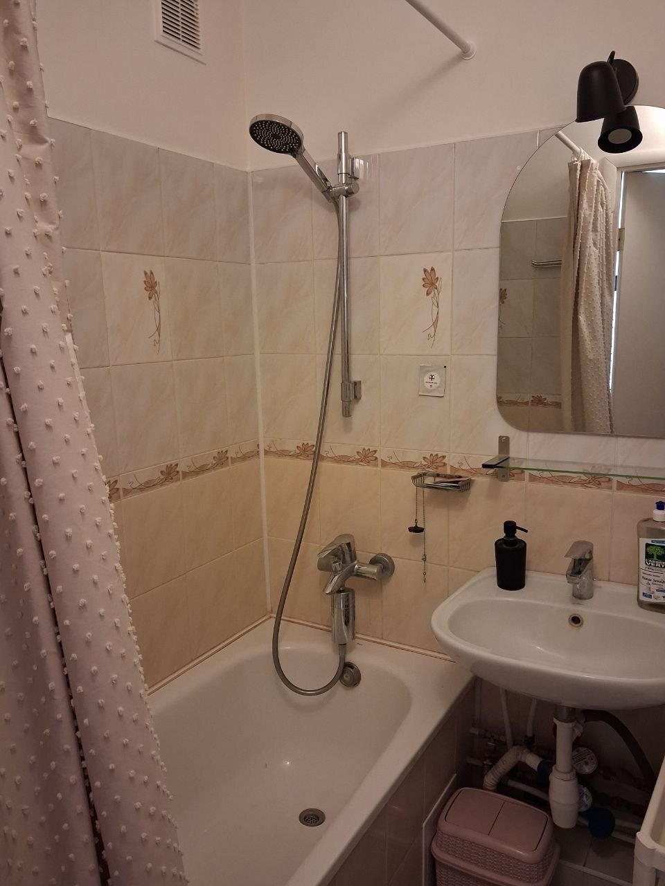 Аренда 3-комнатной квартиры 60 м², Маршала Малиновского ул., 3А