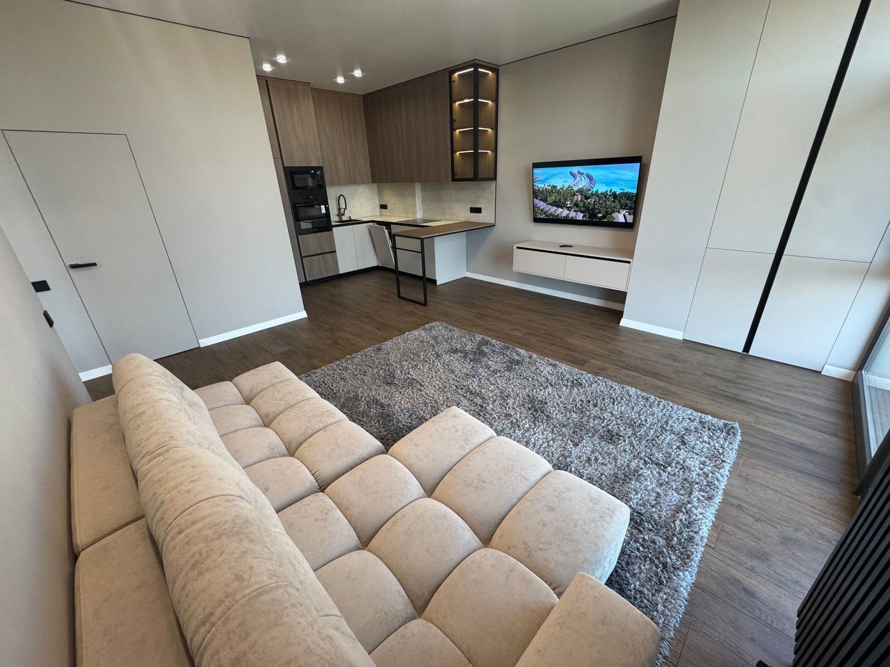 Аренда 2-комнатной квартиры 55 м², Кучеревского бул.