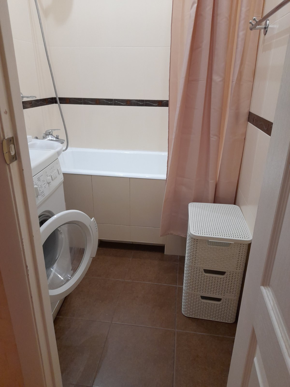 Продажа 3-комнатной квартиры 80 м², Зоологическая ул., 6В